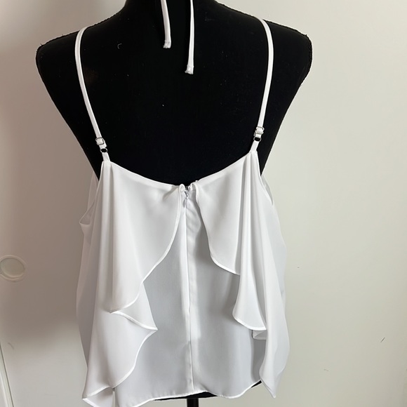 Ruffle guess top - Picture 4 of 4